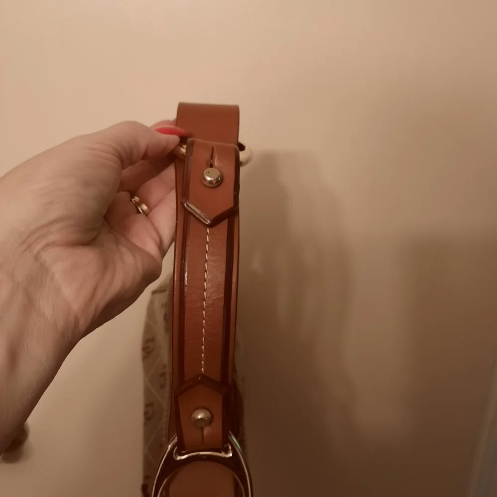 Dooney & Bourke Vintage purse - Picture 4 of 13
